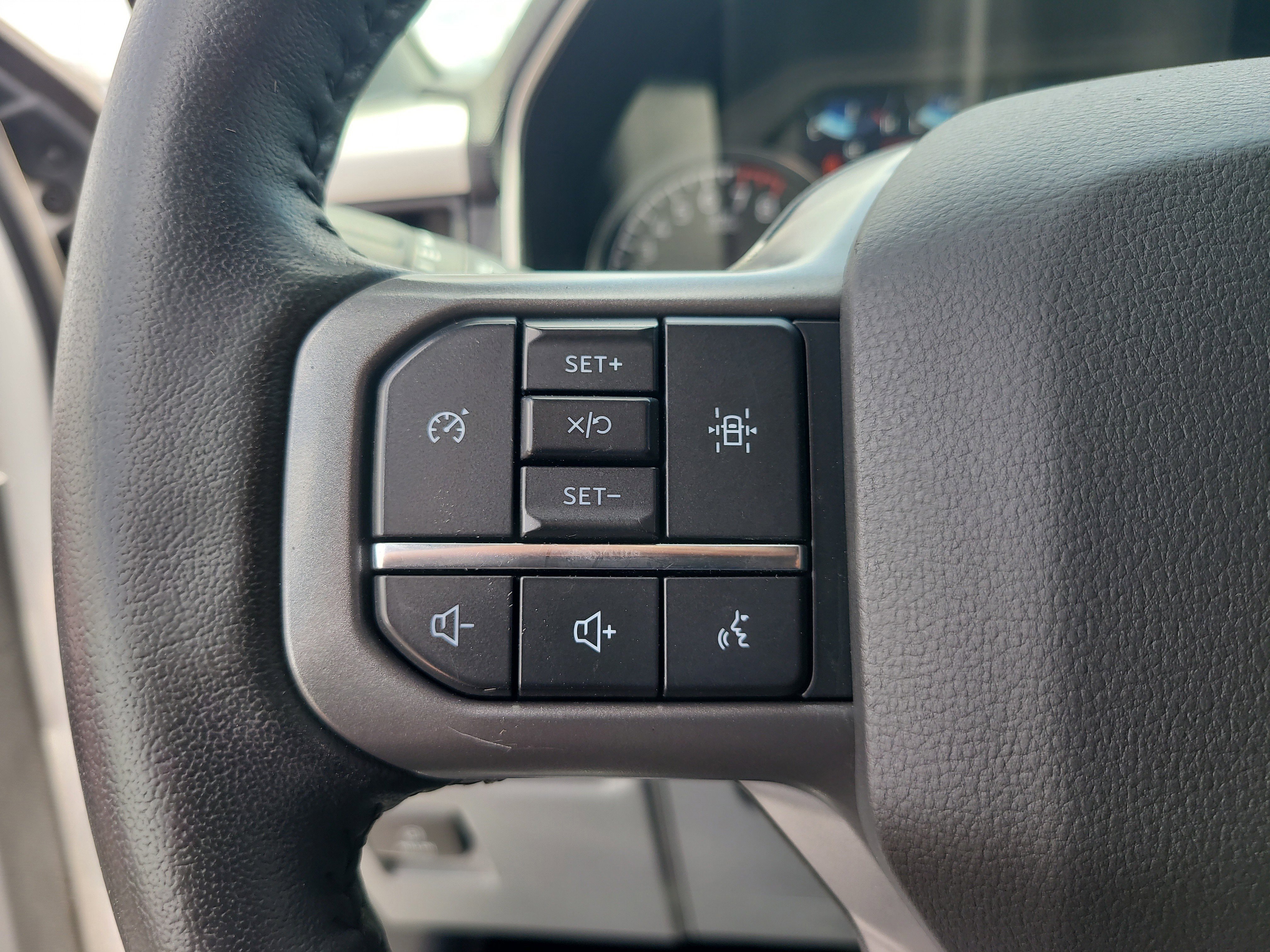 Used 2022 Ford F150 XLT w/ Equipment Group 302A High AWD/4WD image 27