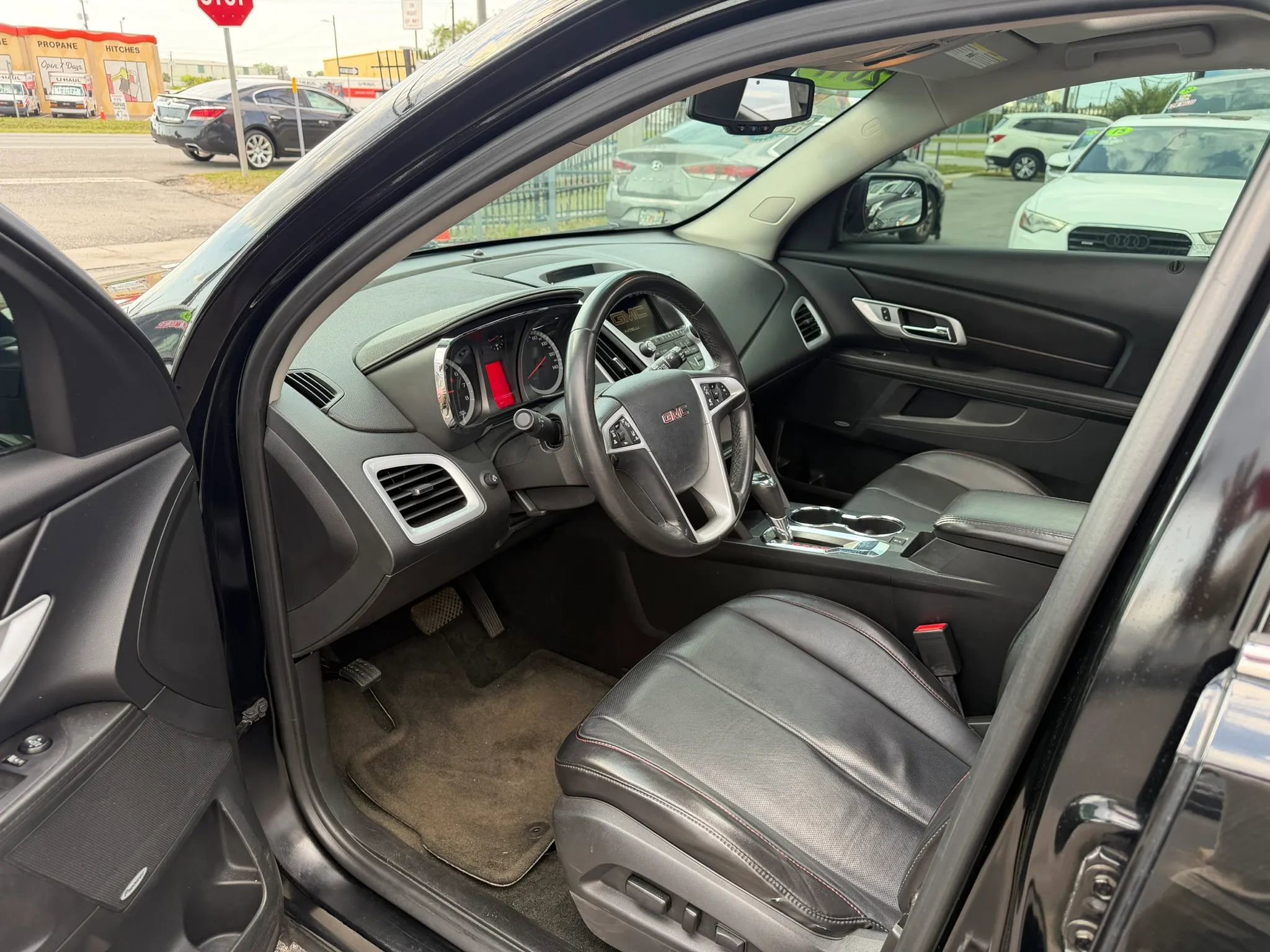 Used 2017 GMC Terrain SLT w/ Open Road Package image 8