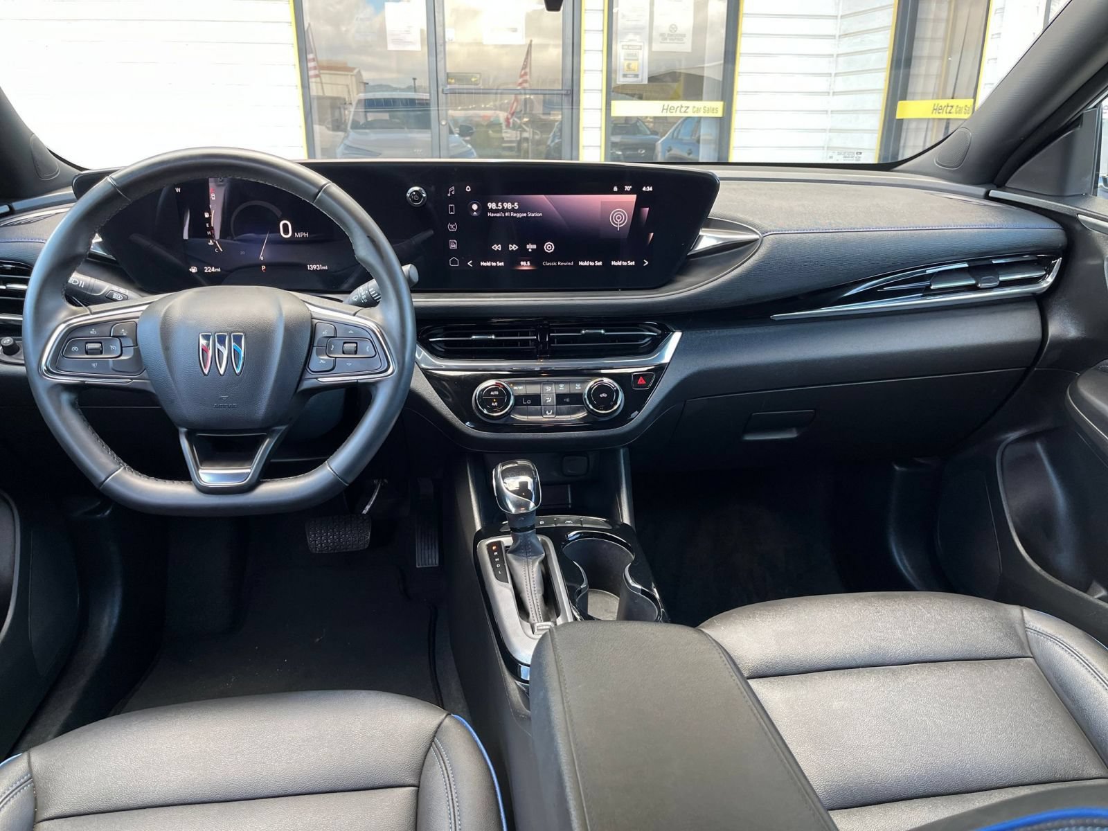 Used 2025 Buick Envista Sport Touring FWD image 31