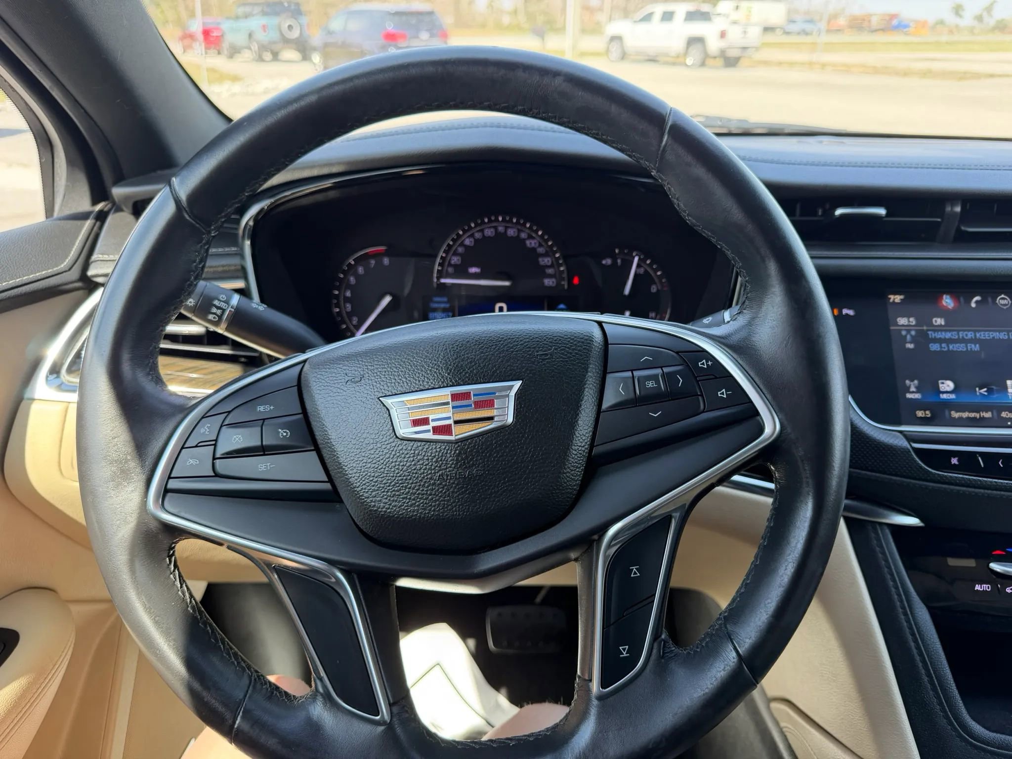 Used 2017 Cadillac XT5 FWD image 15