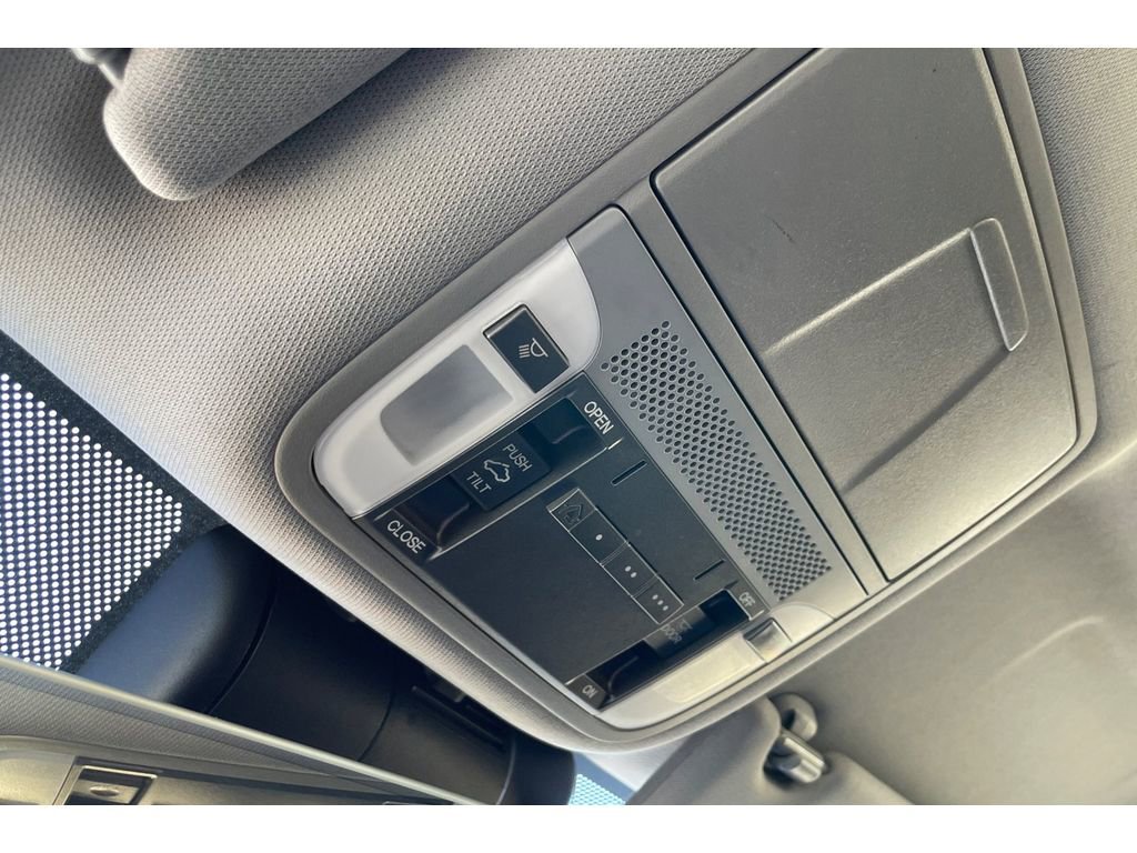 Used 2018 Acura TLX image 22