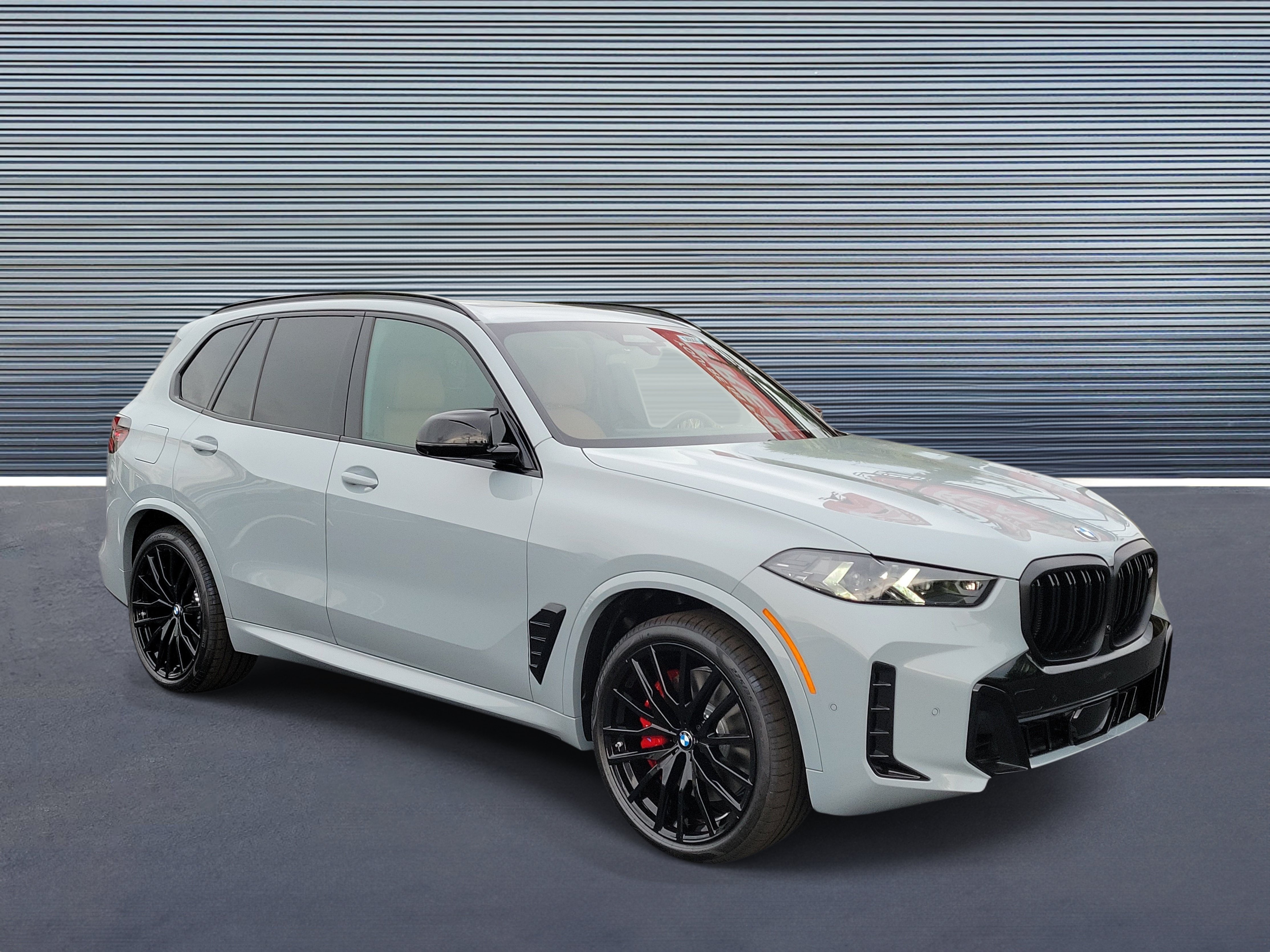 New 2026 BMW X5 M60i AWD/4WD image 2