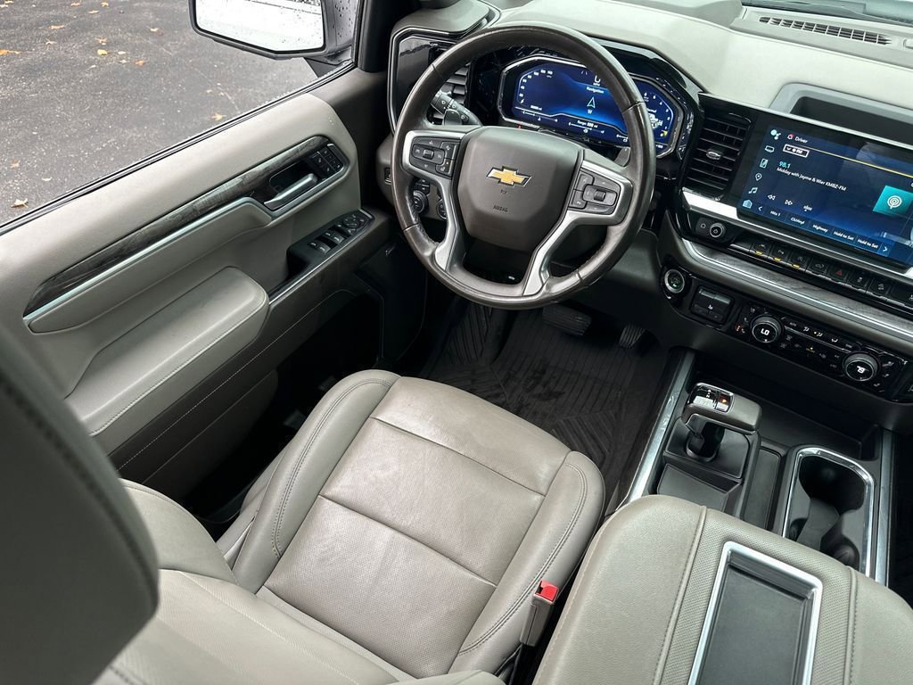 Used 2022 Chevrolet Silverado 1500 LTZ image 15