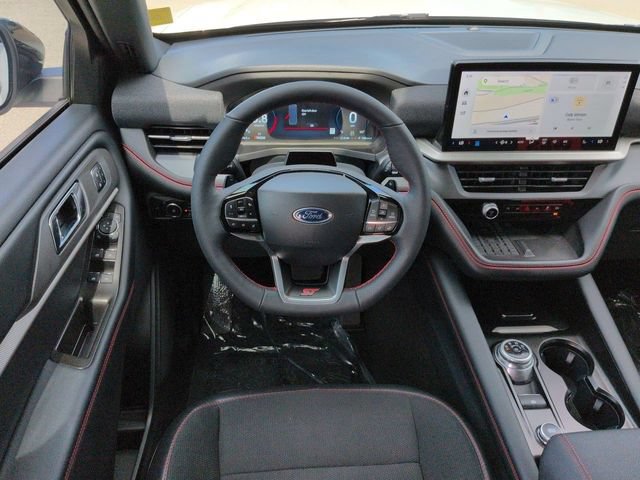 Certified 2025 Ford Explorer ST AWD/4WD image 16