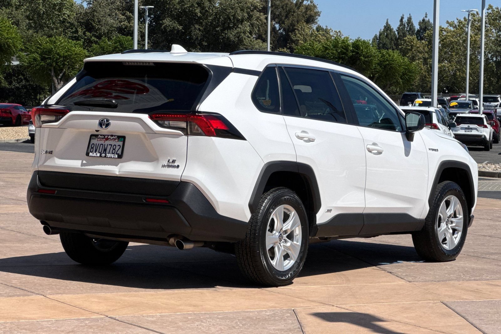 Certified 2021 Toyota RAV4 LE AWD/4WD image 4