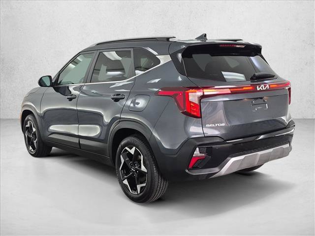 Used 2026 Kia Seltos EX FWD image 8