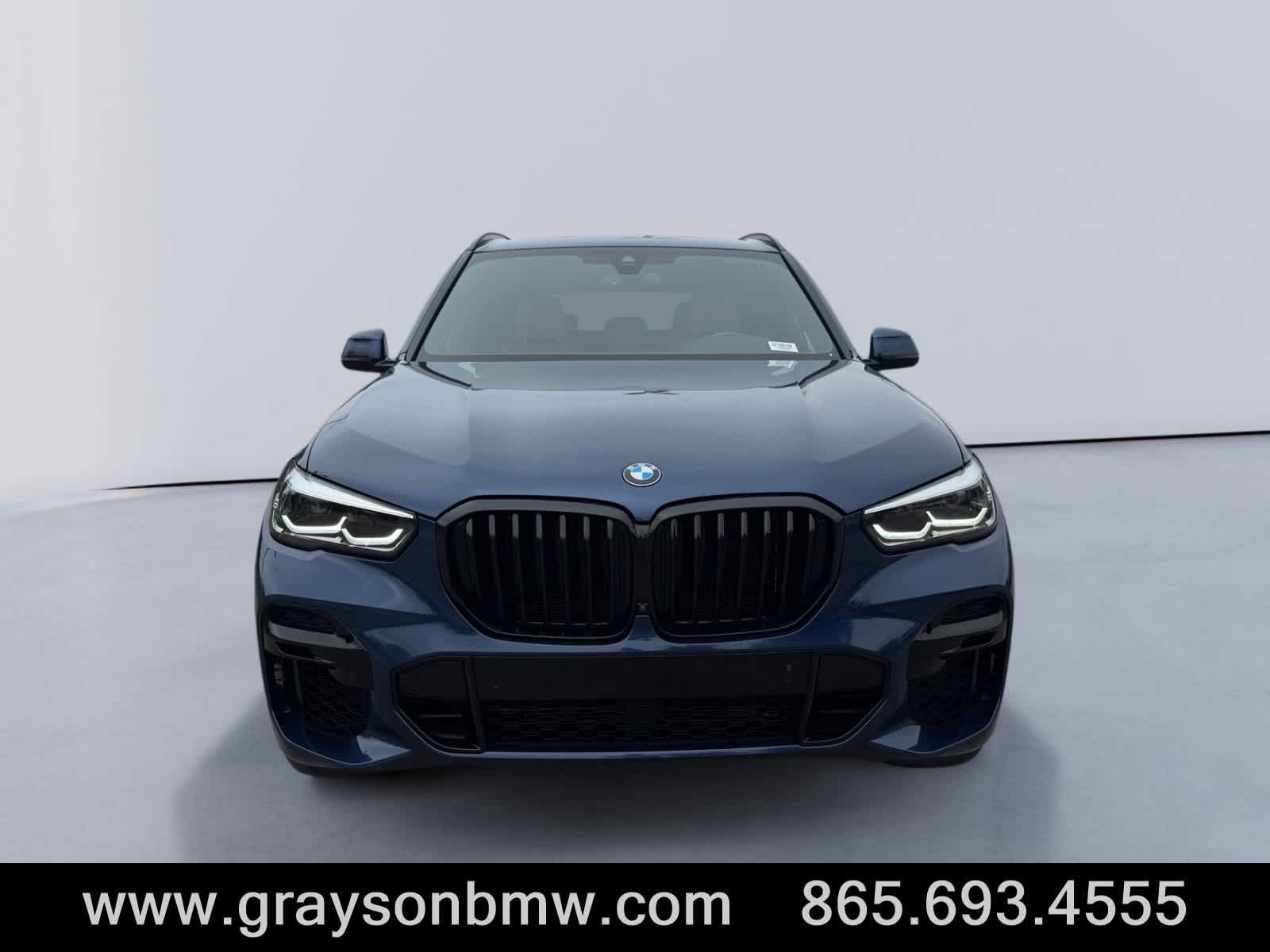 Used 2023 BMW X5 M50i w/ Parking Assistance Package AWD/4WD image 8