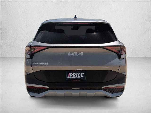 Used 2023 Kia Sportage LX FWD image 7