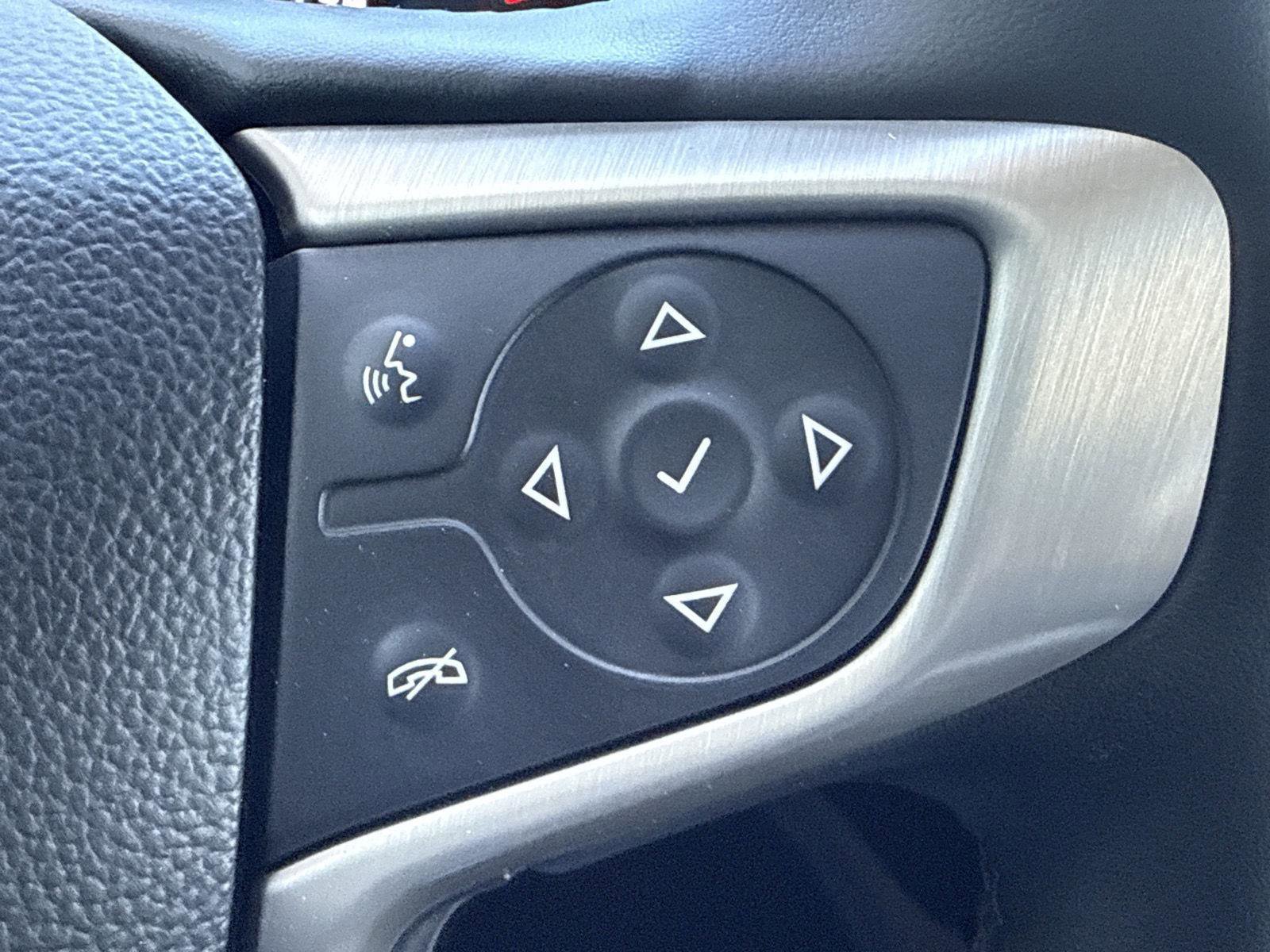 Used 2023 GMC Acadia Denali w/ Denali Technology Package image 26