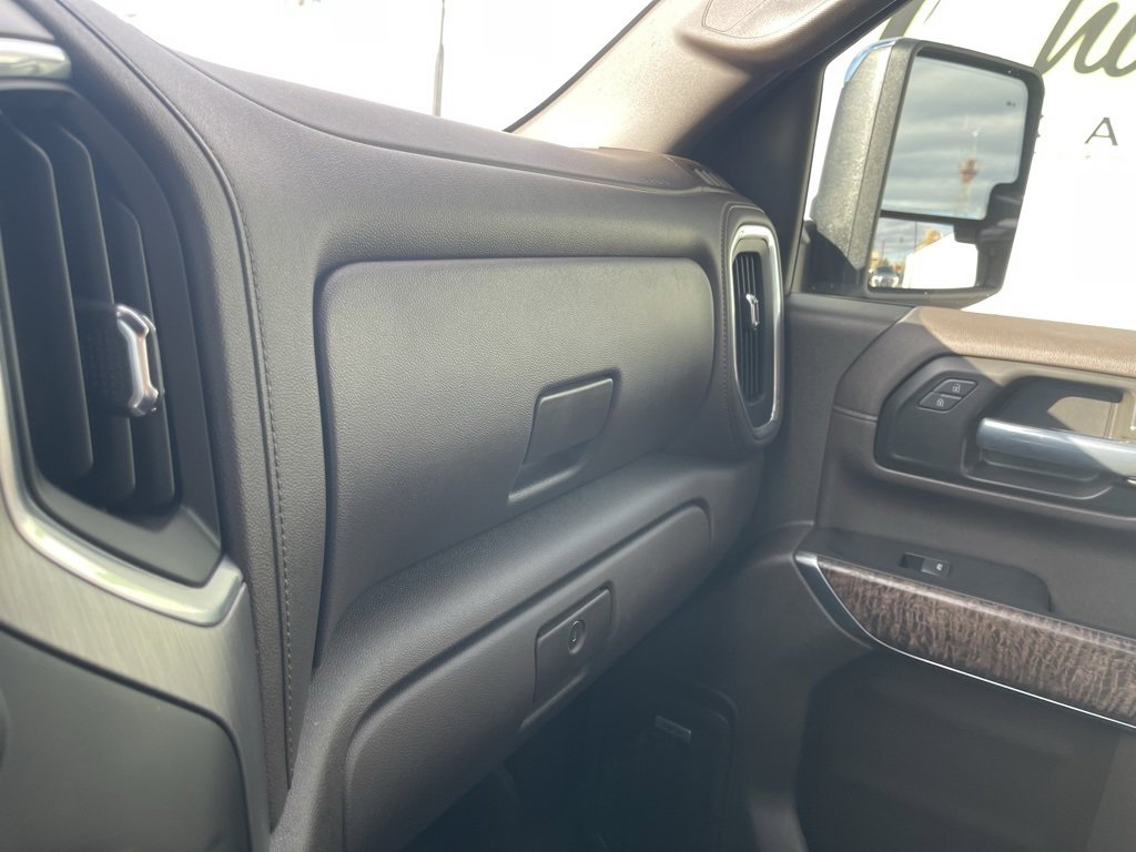 Used 2023 GMC Sierra 2500 Denali w/ Denali Ultimate Package image 32