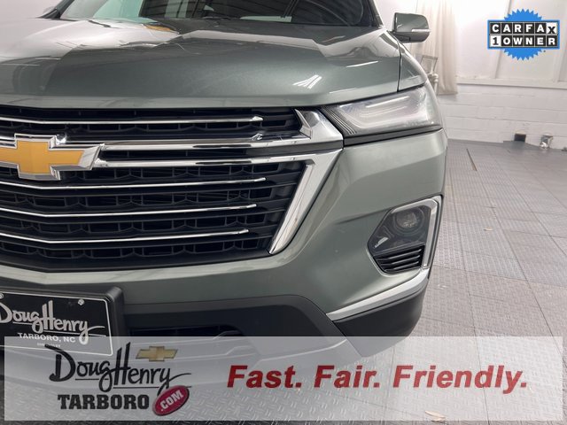 Used 2022 Chevrolet Traverse LT image 12