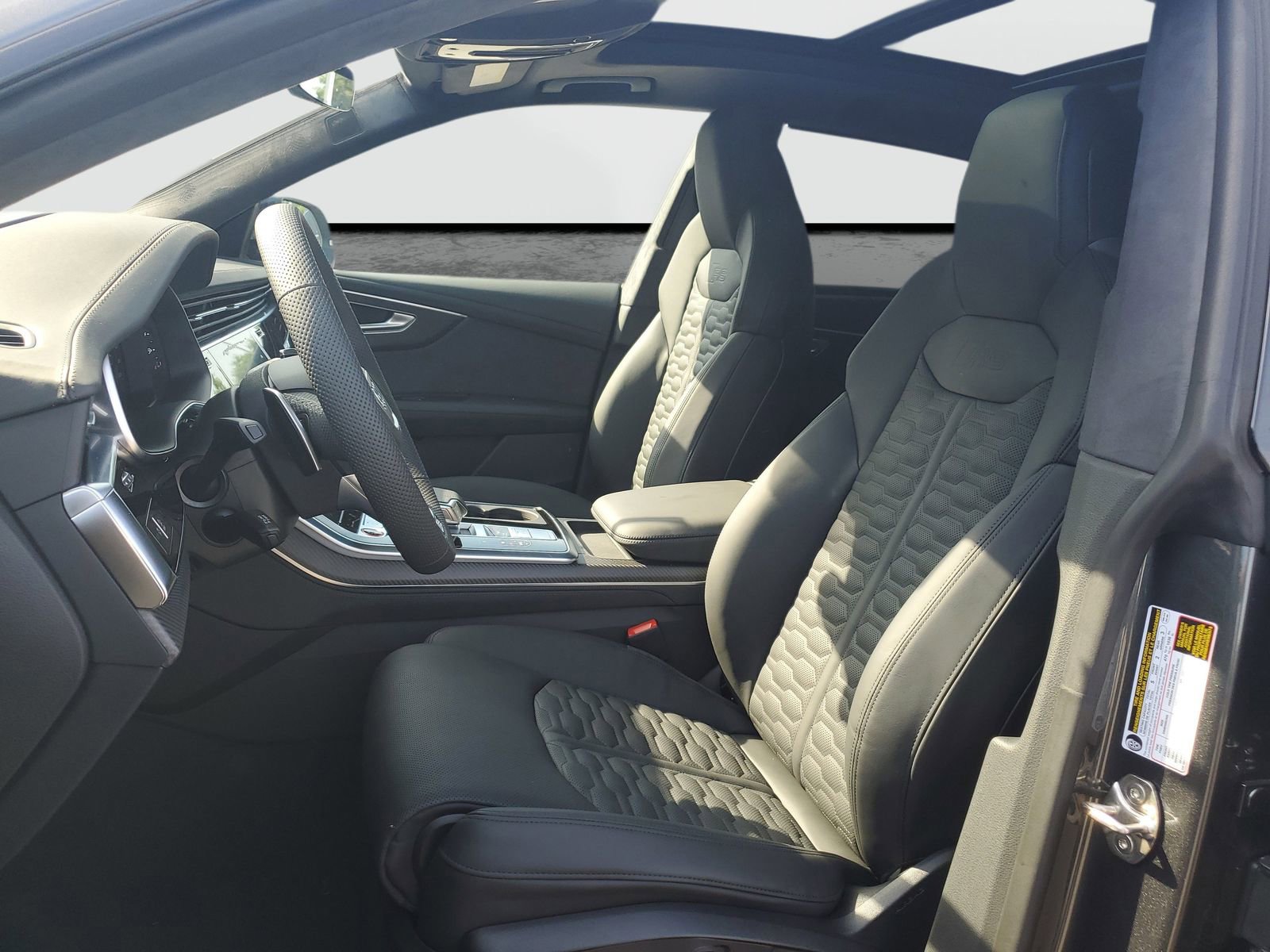 New 2026 Audi RS Q8 performance image 18