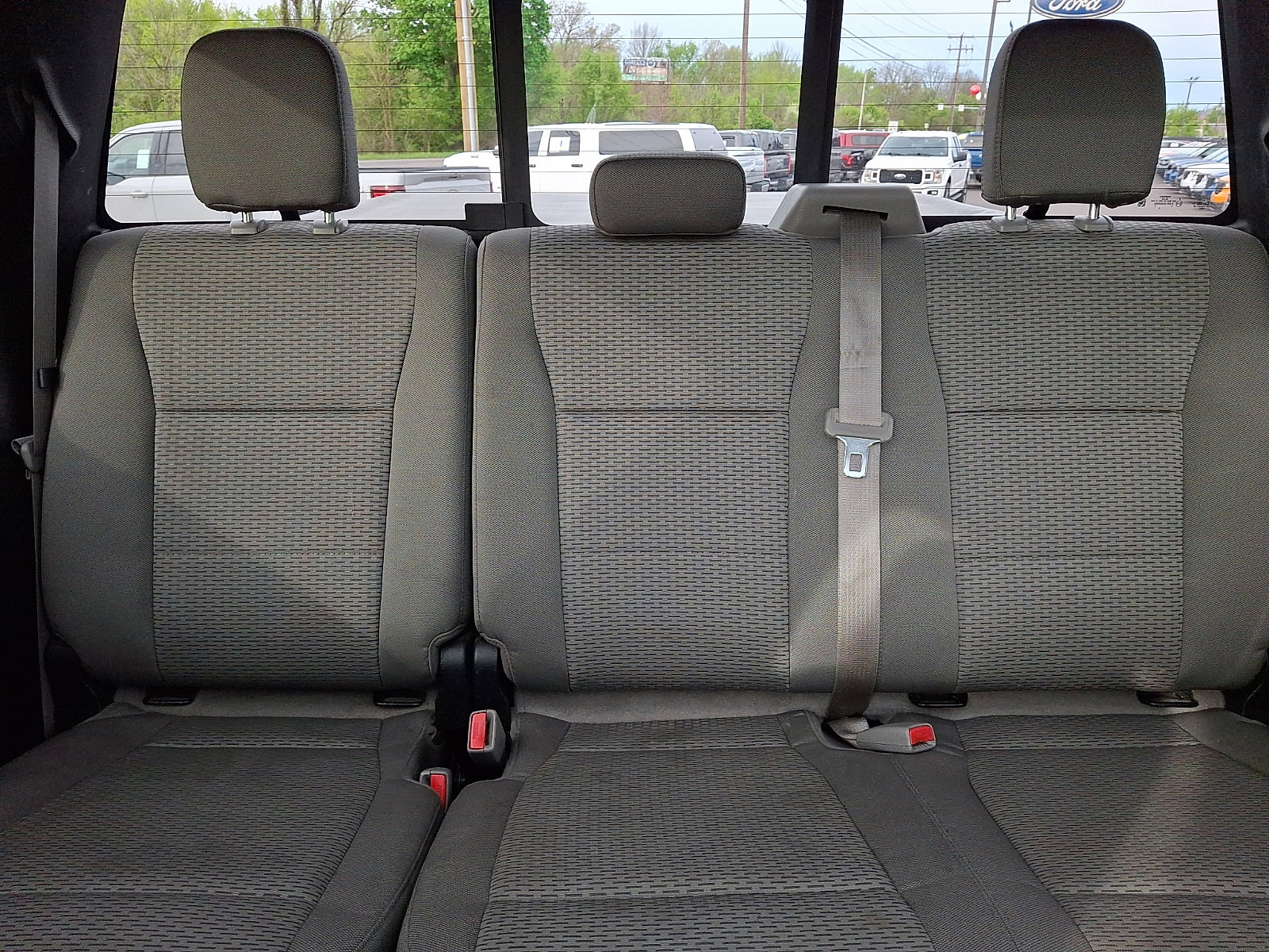 Used 2015 Ford F150 XLT w/ Equipment Group 302A Luxury AWD/4WD image 19