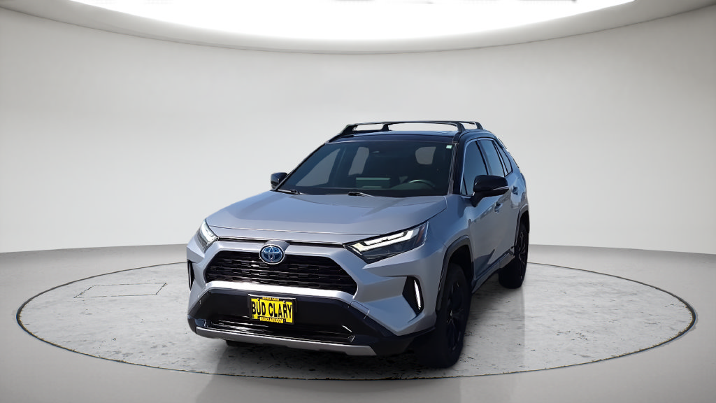 Used 2023 Toyota RAV4 XSE w/ XSE Grade Weather Package AWD/4WD image 3
