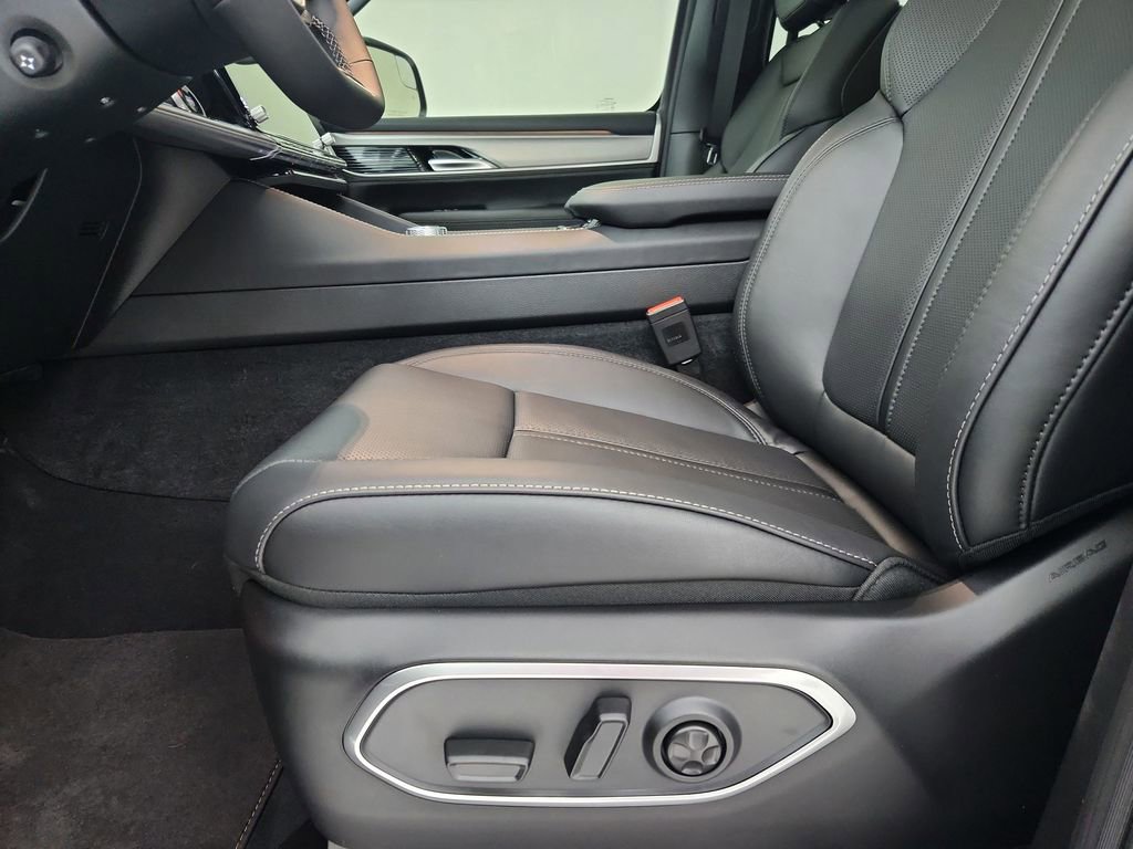 New 2025 Jeep Wagoneer L Series II image 20