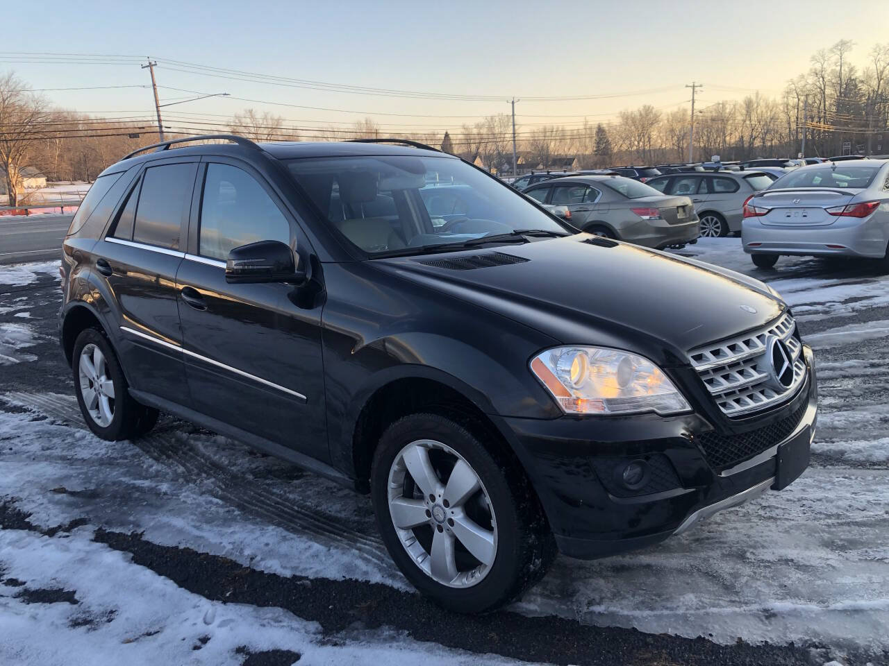 Used 2011 Mercedes-Benz ML 350 4MATIC image 1