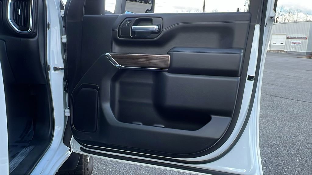 Used 2023 Chevrolet Silverado 2500 LT w/ Convenience Package image 10