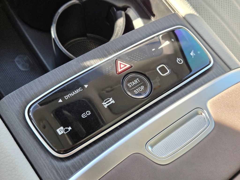 Used 2023 Mercedes-Benz EQS 580 4MATIC SUV image 28