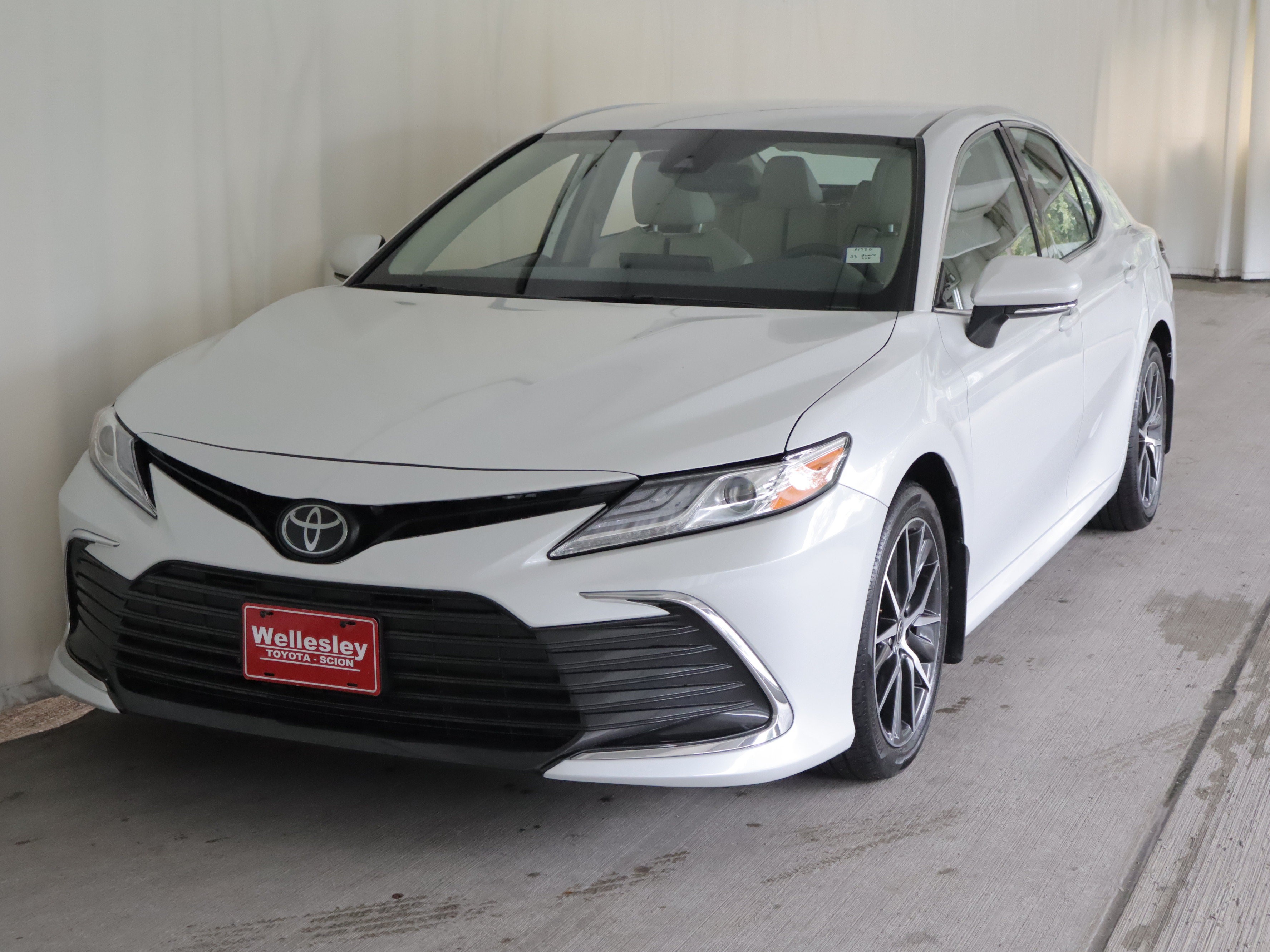 Used 2023 Toyota Camry XLE AWD/4WD image 22