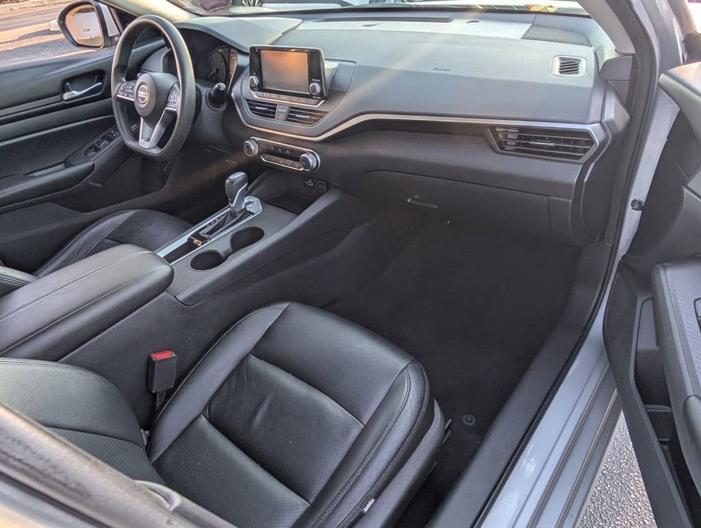 Used 2021 Nissan Altima 2.5 S w/ Driver Assist Package image 16
