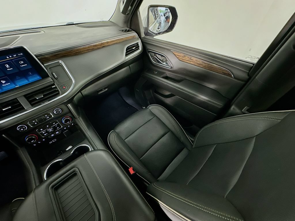 Used 2023 Chevrolet Tahoe Premier AWD/4WD image 11