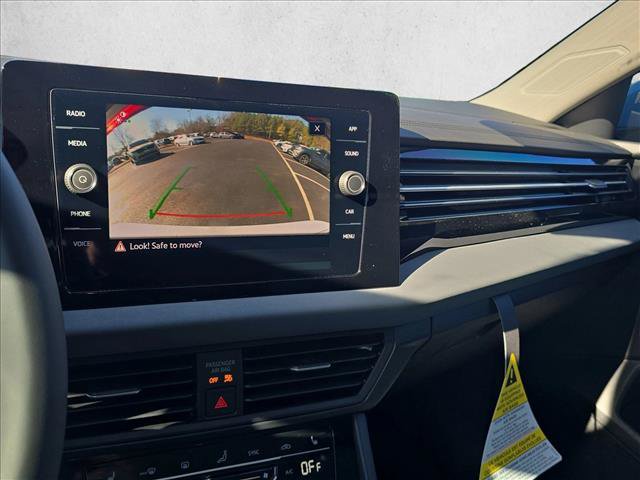 New 2026 Volkswagen Jetta SE FWD image 14