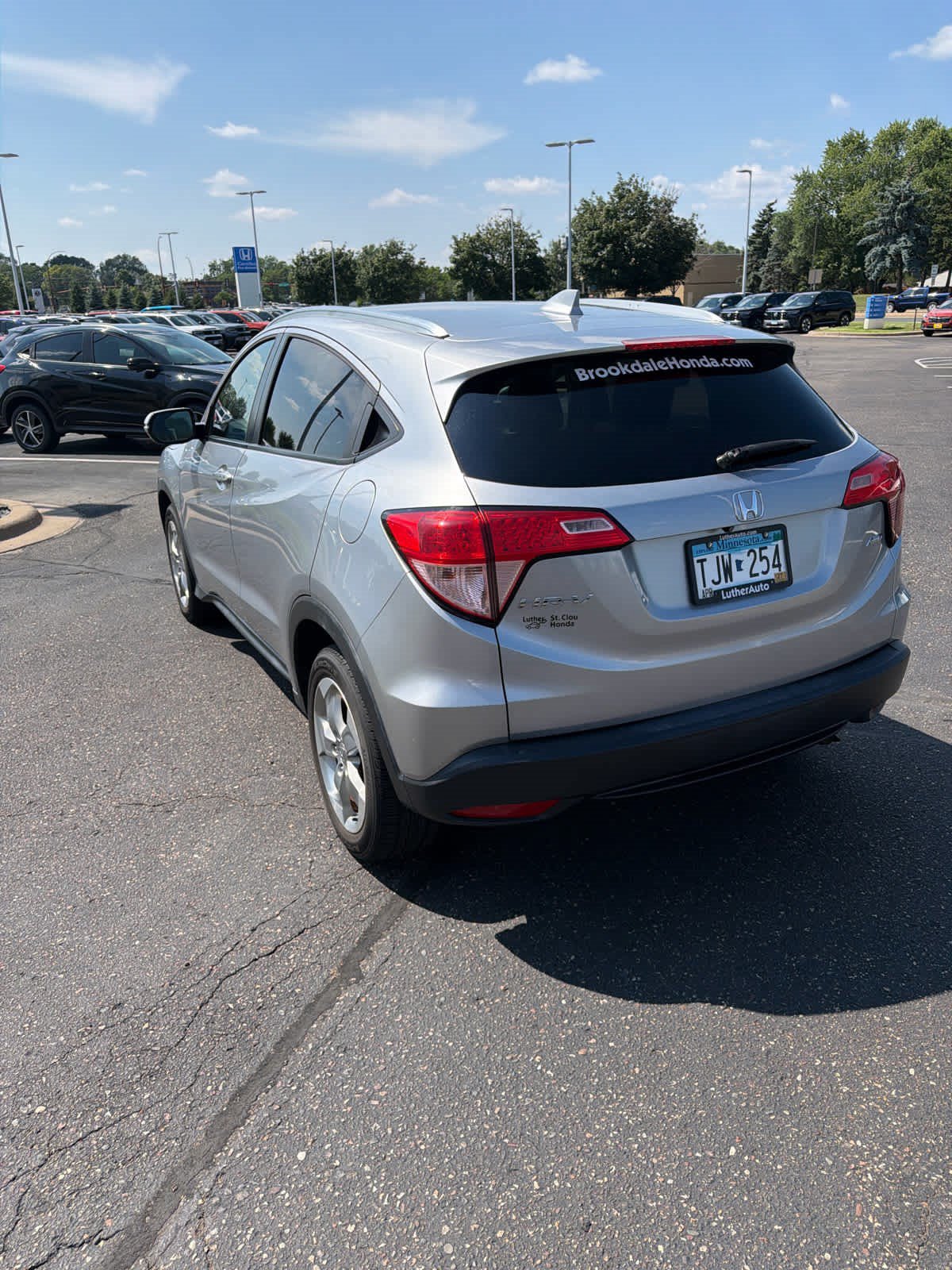 Used 2017 Honda HR-V EX-L image 14