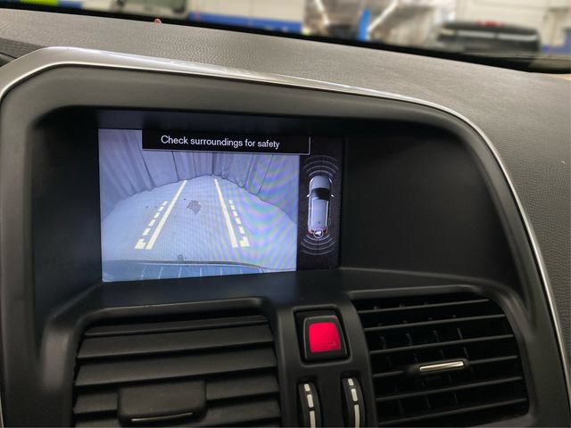 Used 2015 Volvo XC60 T6 Premier Plus AWD/4WD image 32