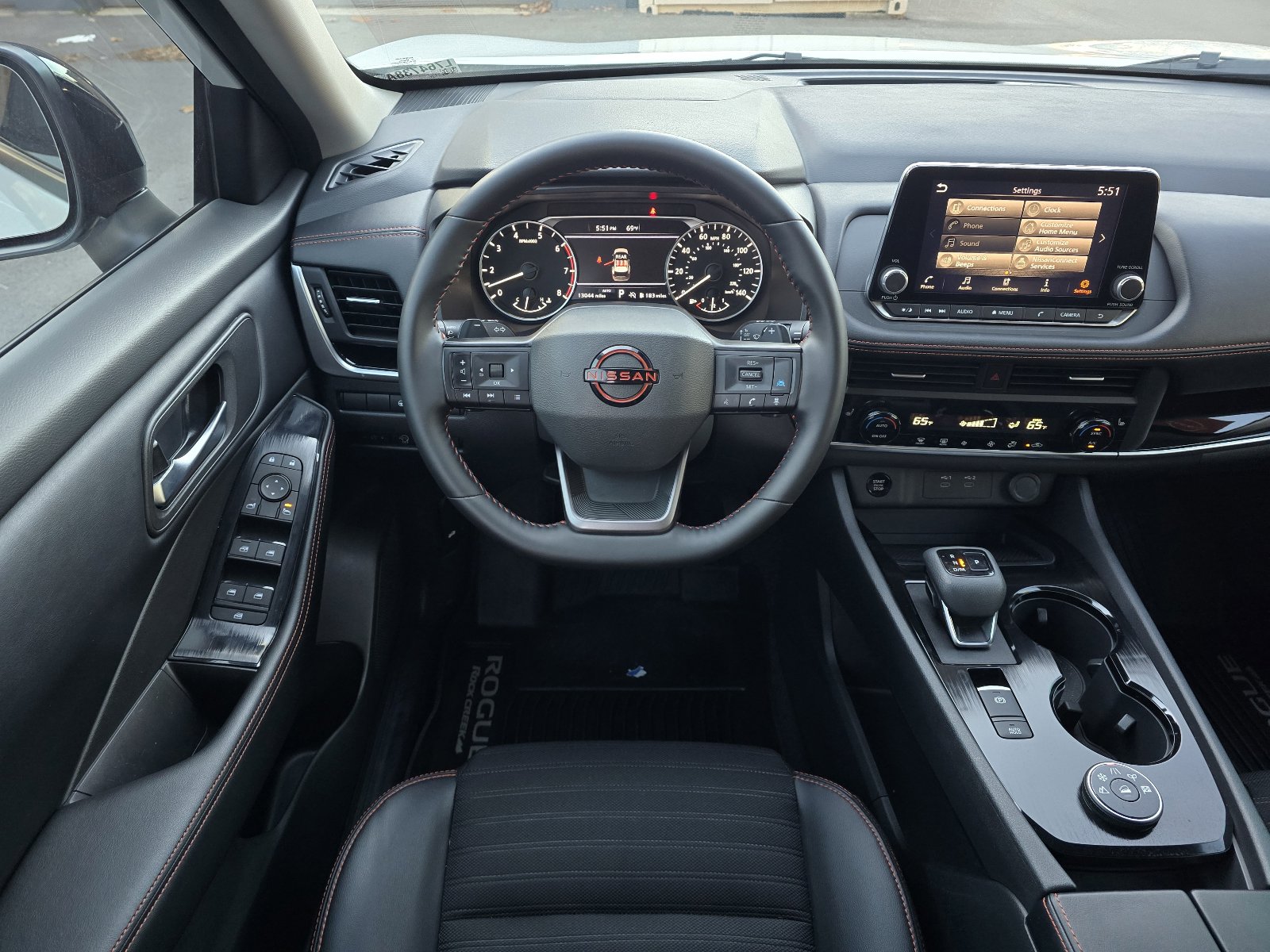 Certified 2025 Nissan Rogue SV image 14