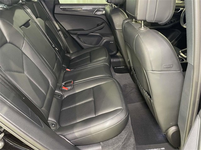 Used 2025 Porsche Macan image 72