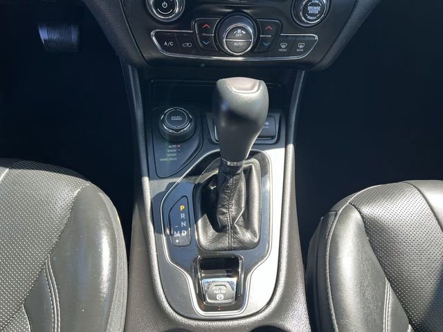 Used 2019 Jeep Cherokee Limited AWD/4WD image 22