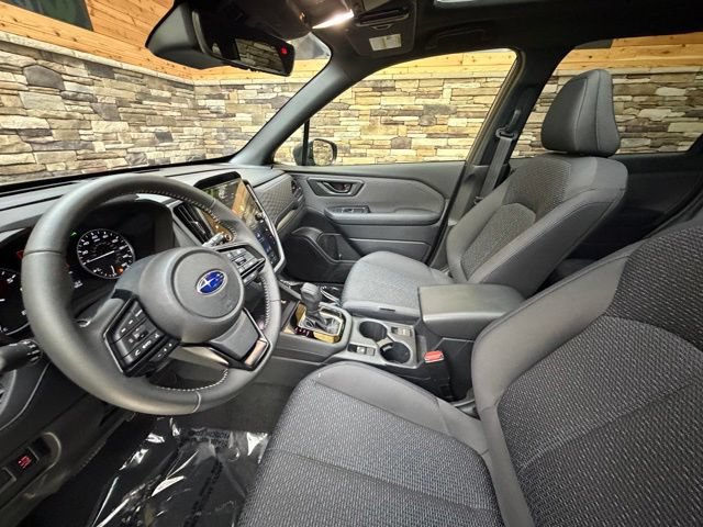 Used 2025 Subaru Forester Premium w/ Convenience Package #1 AWD/4WD image 10