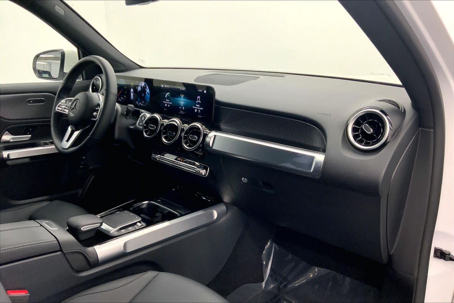 Certified 2022 Mercedes-Benz GLB 250 image 10