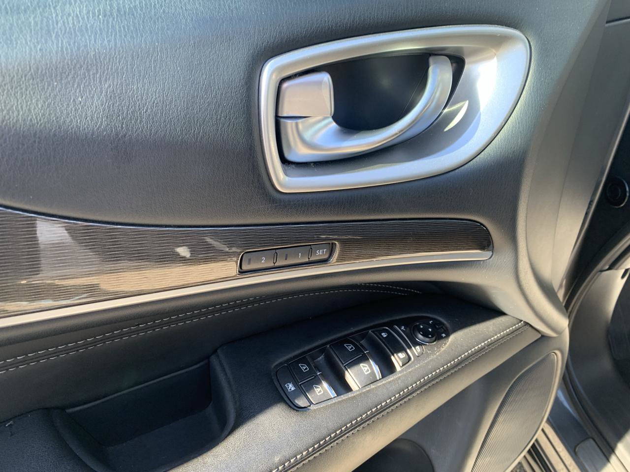 Used 2019 INFINITI QX60 Luxe w/ Essential Package AWD/4WD image 14