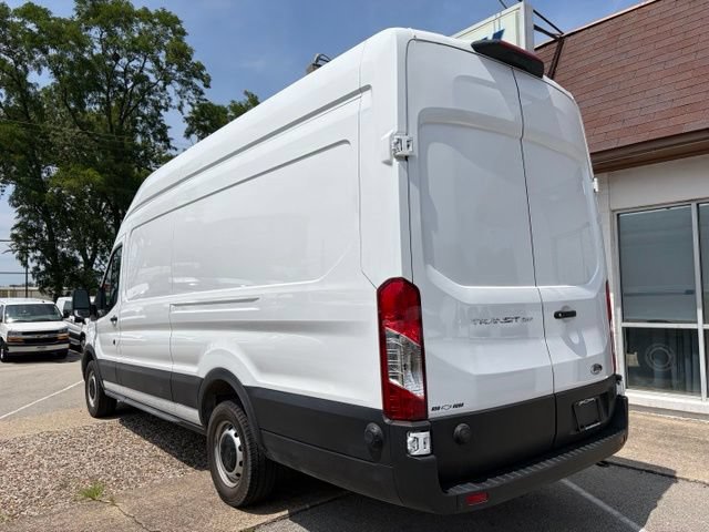 Used 2025 Ford Transit 250 148 High Roof Extended w/ Load Area Protection Package RWD image 8