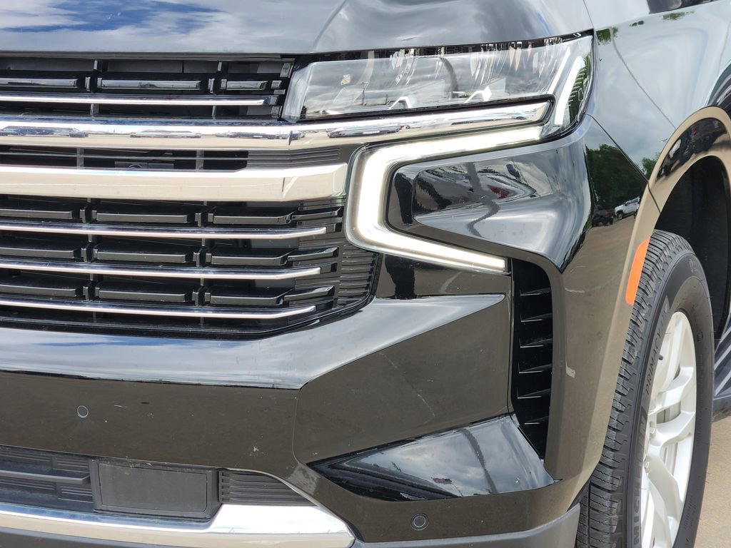 Used 2023 Chevrolet Tahoe LT w/ Luxury Package AWD/4WD image 12