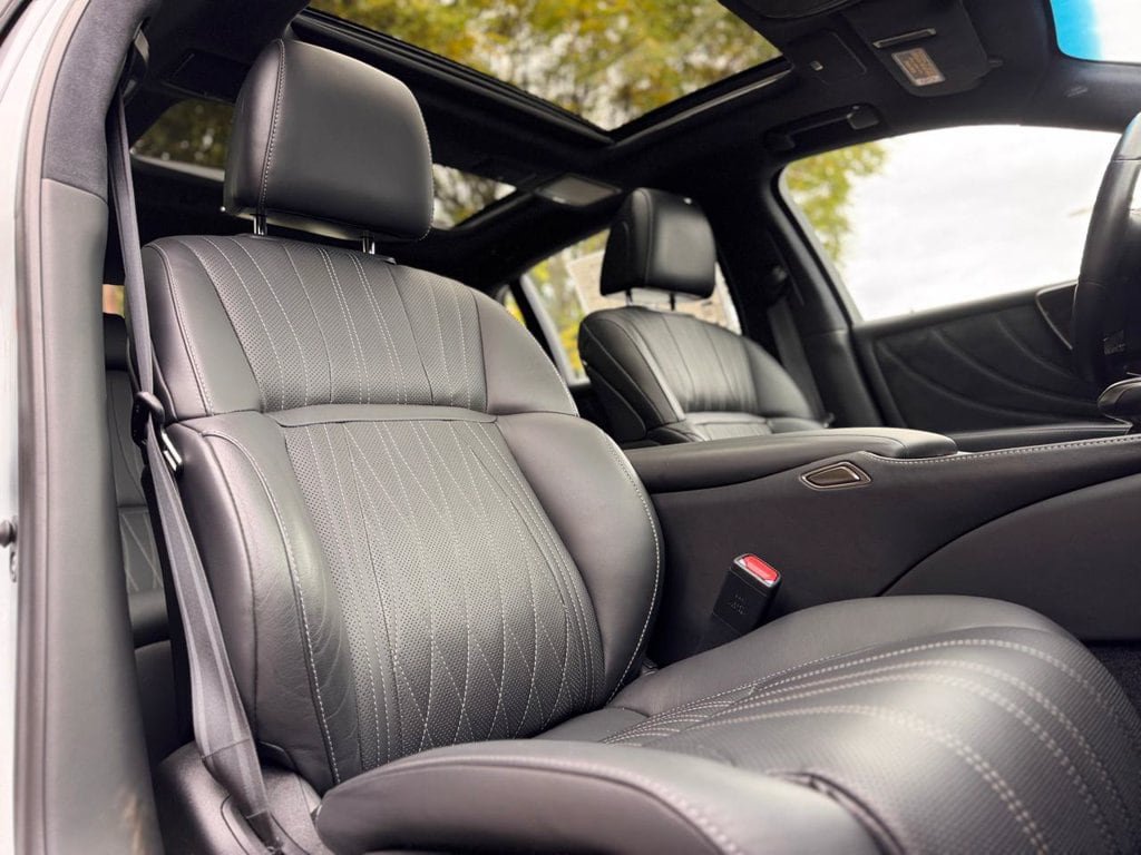 Used 2022 Lexus LS 500 AWD w/ Luxury Package image 31