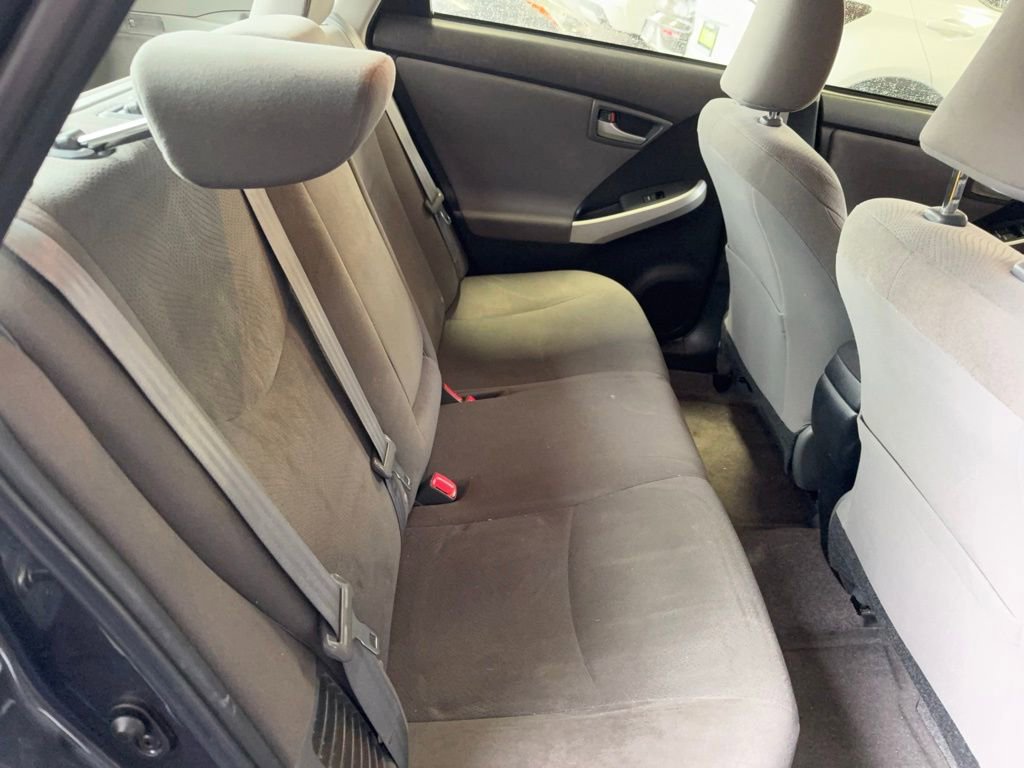 Used 2015 Toyota Prius Four image 12