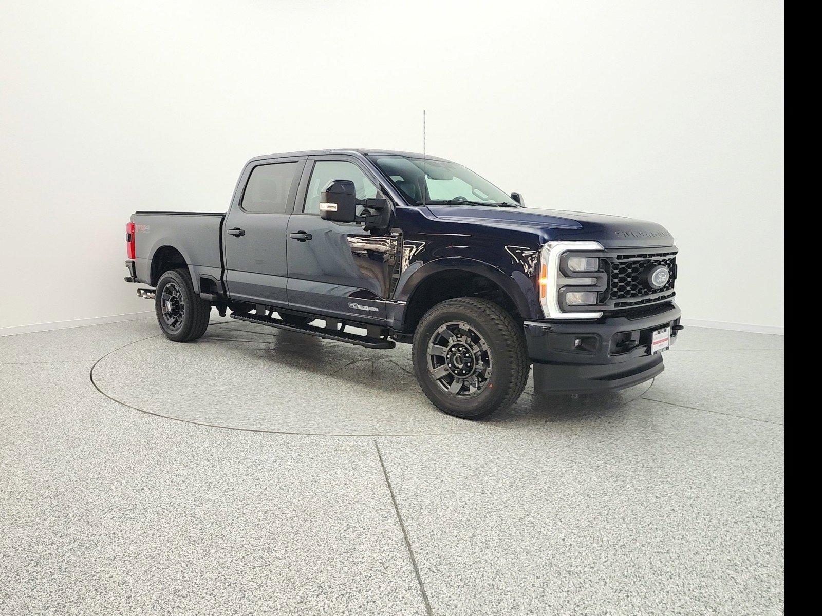 Used 2023 Ford F250 Lariat w/ Sport Appearance Package image 3