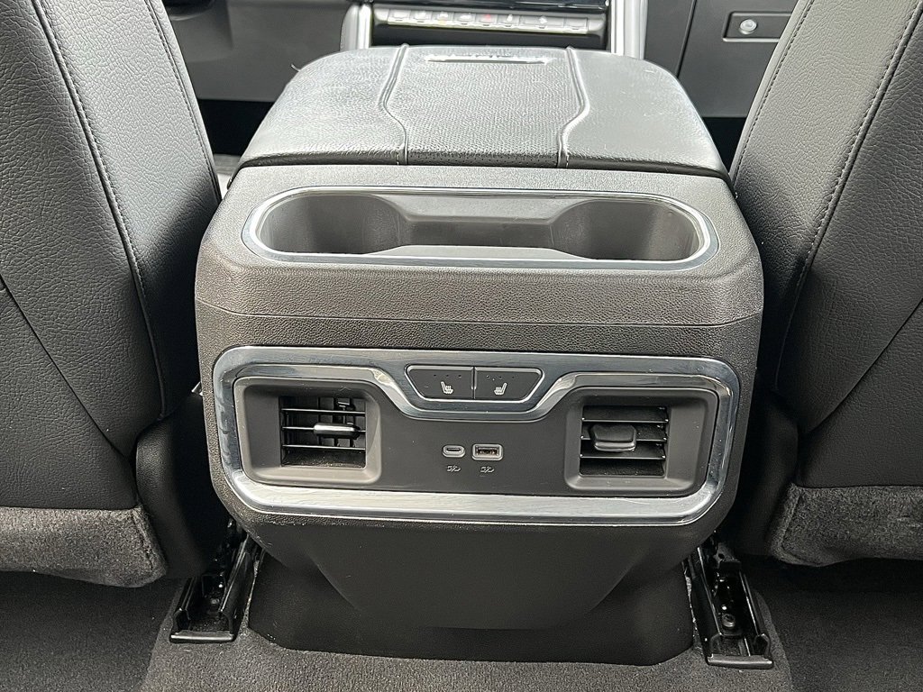 Used 2024 GMC Sierra 3500 Denali w/ Denali Reserve Package image 43
