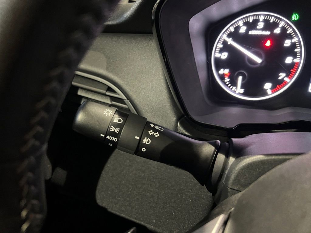 Used 2025 Subaru Legacy Premium image 35