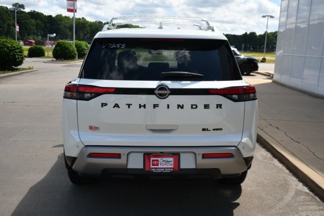 Used 2023 Nissan Pathfinder SL w/ Lighting Package (N92) AWD/4WD image 4