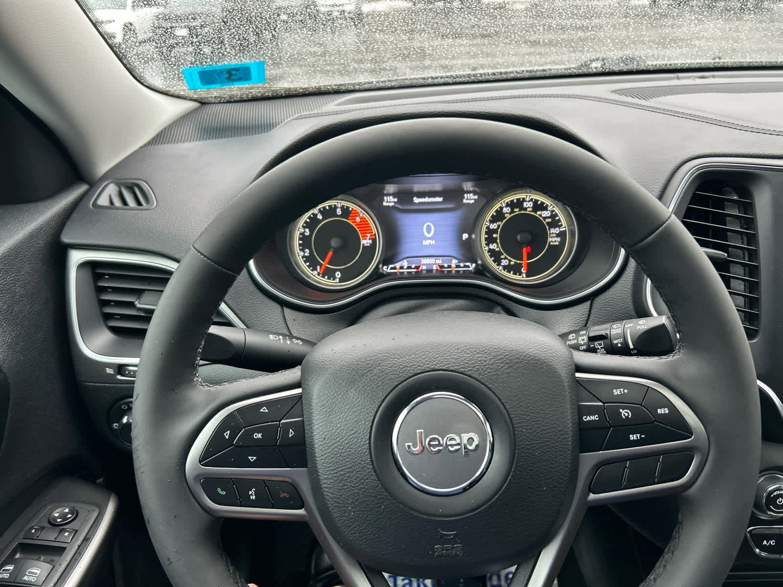 Used 2022 Jeep Cherokee Latitude Lux w/ Sun & Sound Group image 34