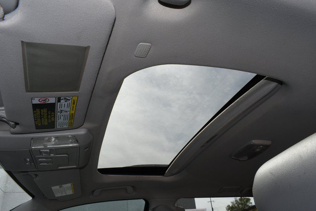 Used 2020 Toyota Sequoia SR5 AWD/4WD image 19