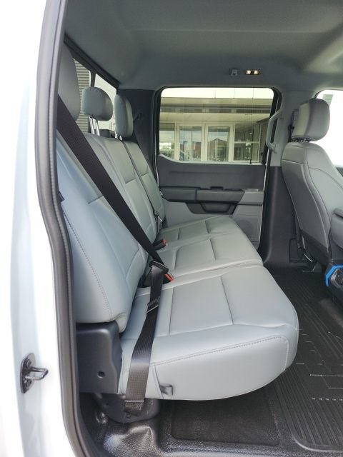 New 2026 Ford F250 XL w/ XL Chrome Package AWD/4WD image 26
