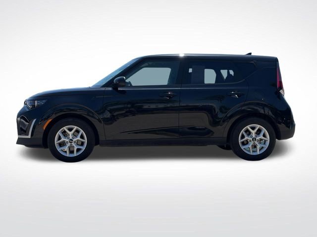 Used 2023 Kia Soul S FWD image 5