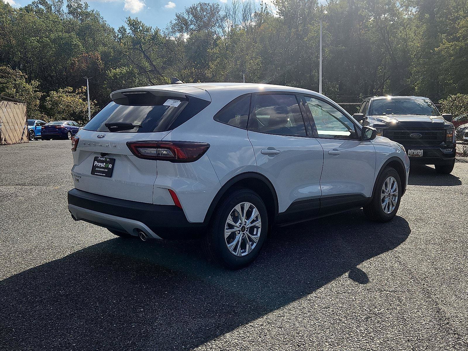 New 2026 Ford Escape Active image 3