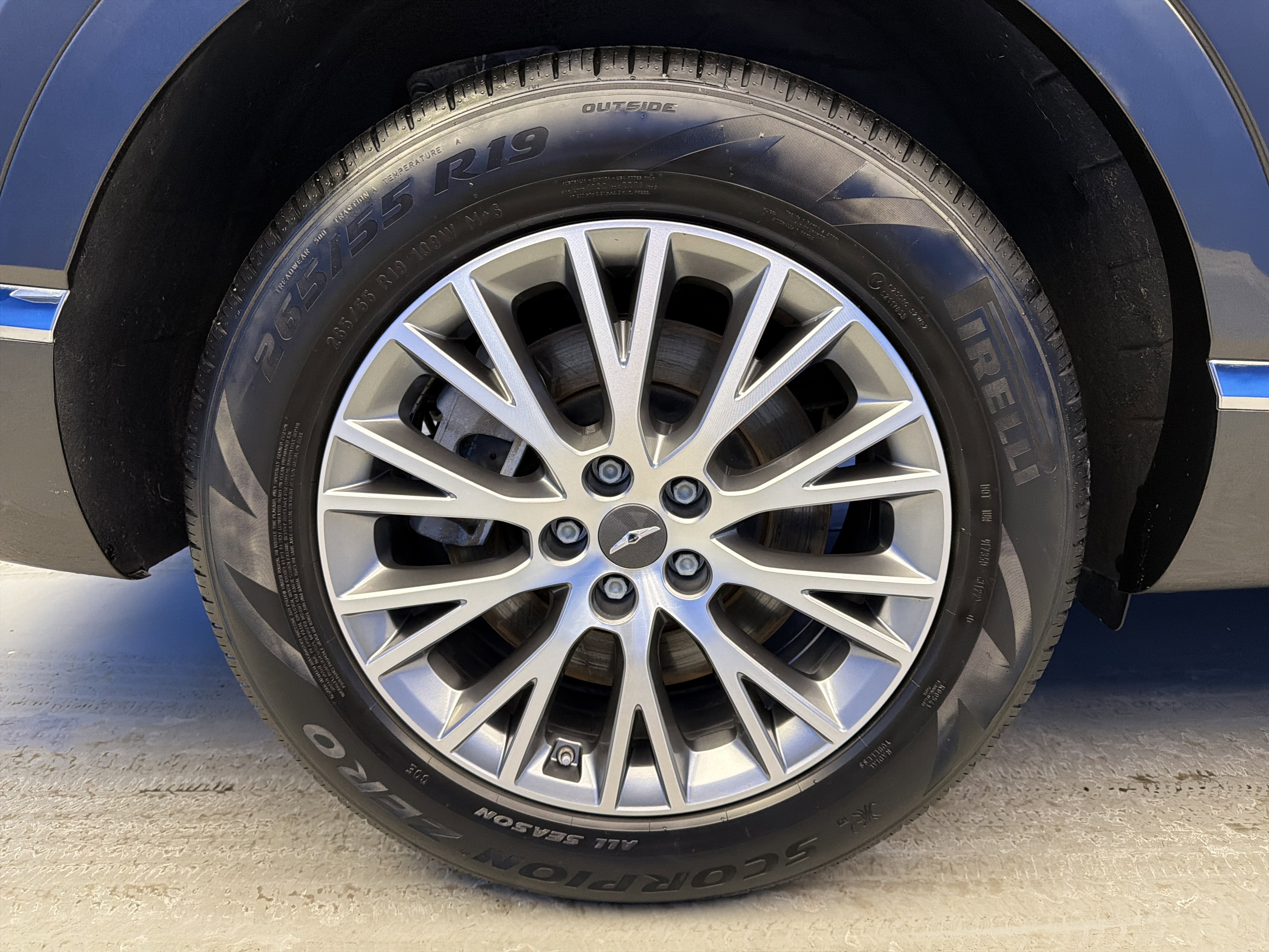 Used 2024 Genesis GV80 2.5T image 9