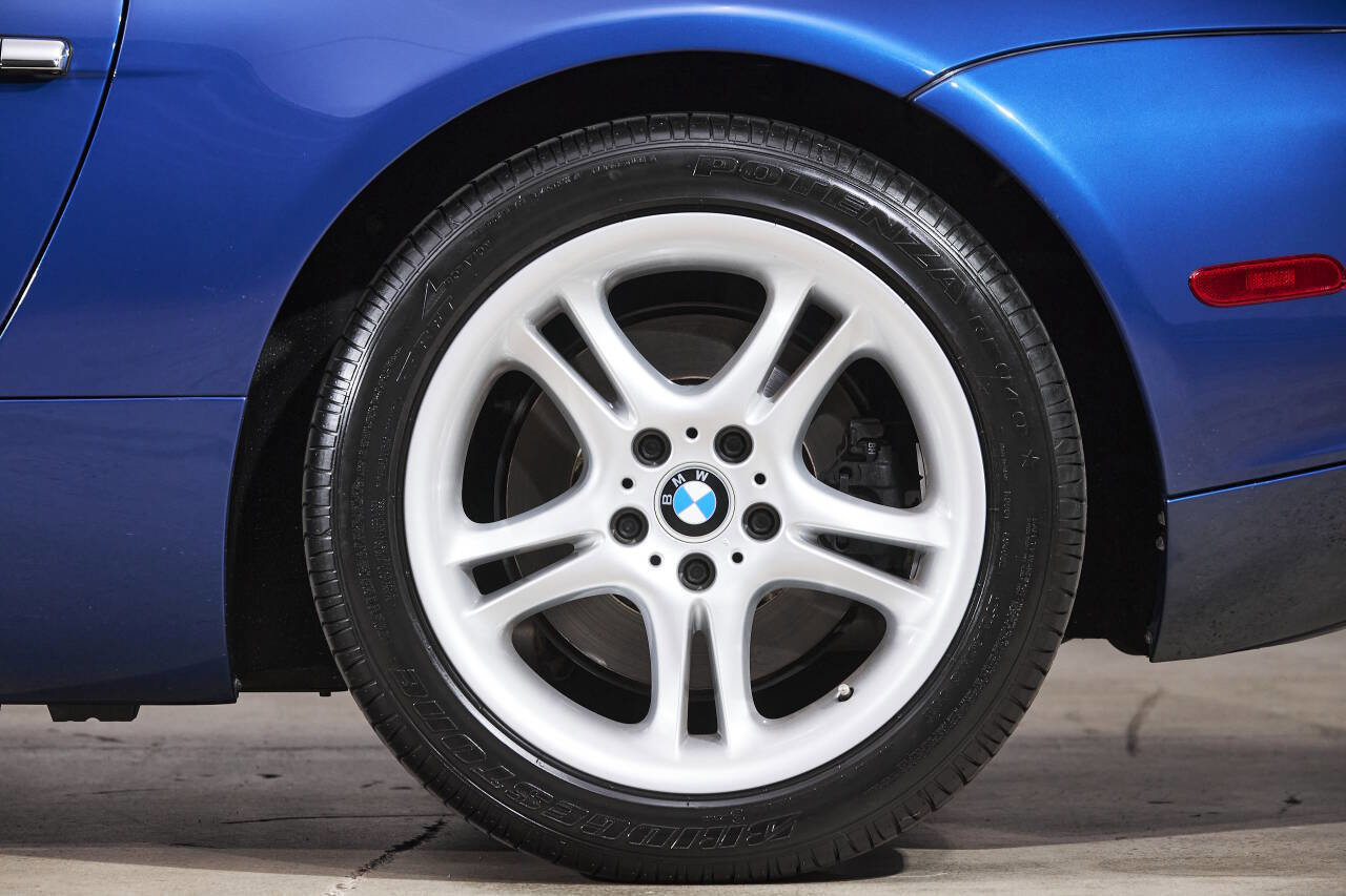 Used 2002 BMW Z8 image 59