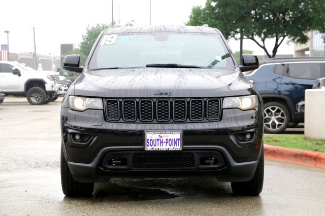 Used 2019 Jeep Grand Cherokee Laredo RWD image 8